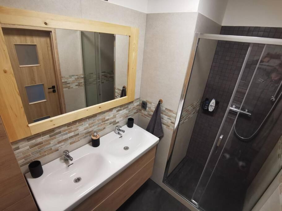 Apartman Bila Voda Červená Voda Eksteriør bilde